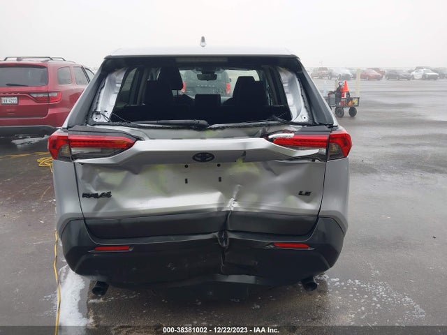 Toyota RAV4 LE 2022 2T3H1RFV2NW220136 Image 17