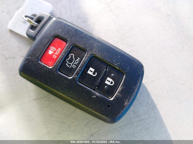 2018 TOYOTA RAV4 ADVENTURE VIN: 2T3RFREV2JW824271