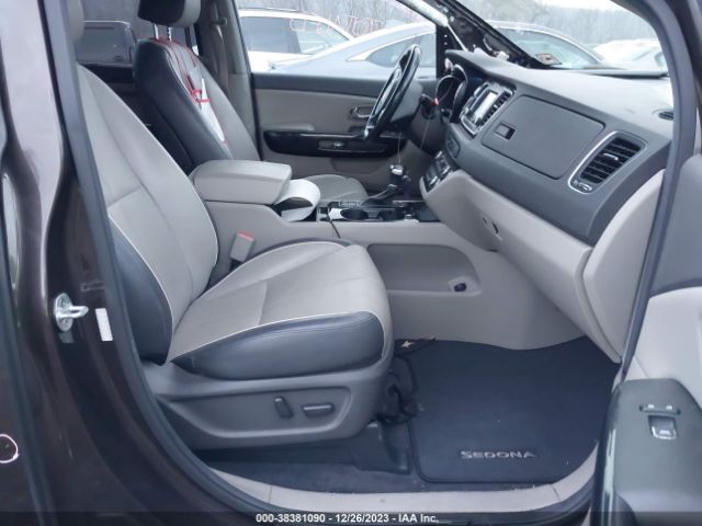 KNDMC5C19H6257242 KIA SEDONA EX