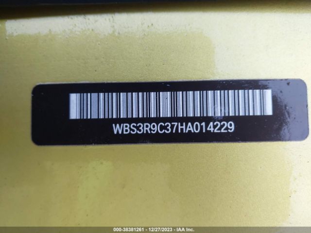 WBS3R9C37HA014229 BMW M4