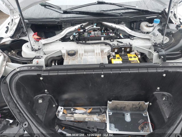 Tesla Model S 60/70/75/85 2016 5YJSA1E17GF160983 Image 10