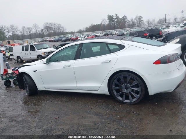 Tesla Model S 60/70/75/85 2016 5YJSA1E17GF160983 Image 15
