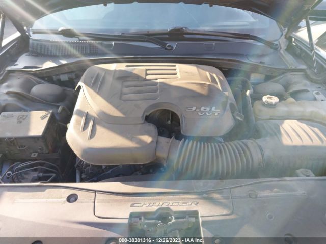 2C3CDXBG3KH698823 Dodge Charger Sxt Rwd