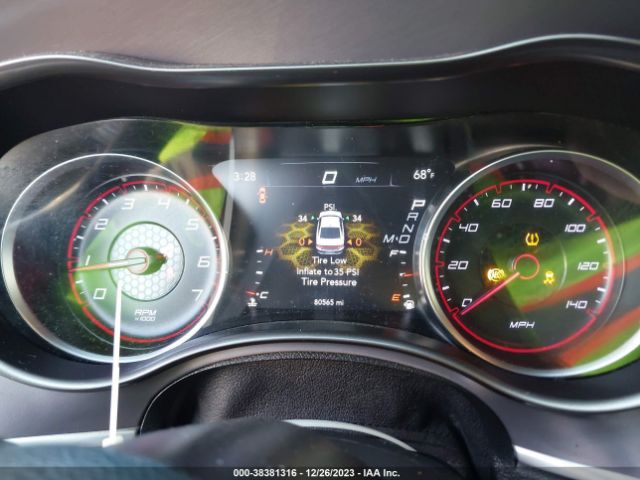 2C3CDXBG3KH698823 Dodge Charger Sxt Rwd