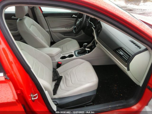 3VWG57BU9KM147911 Volkswagen Jetta 1.4t Sel Premium
