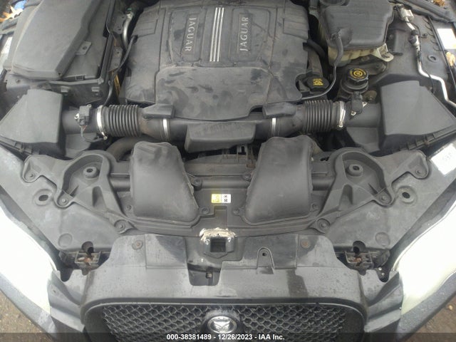 2010 JAGUAR XF SAJWA0GB4ALR74189 Photo 9