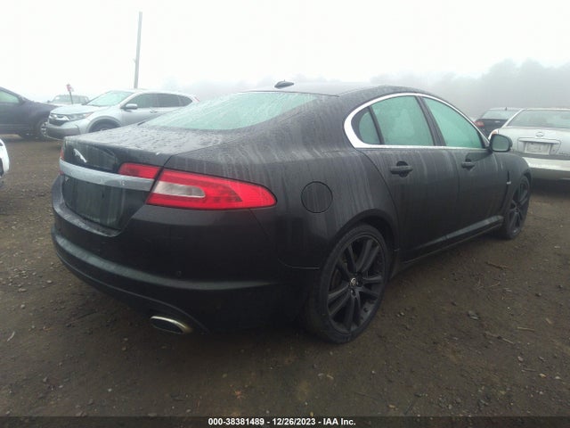 2010 JAGUAR XF SAJWA0GB4ALR74189 Photo 3
