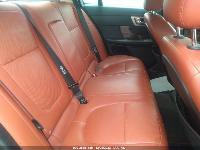 2010 JAGUAR XF SAJWA0GB4ALR74189 Photo 7