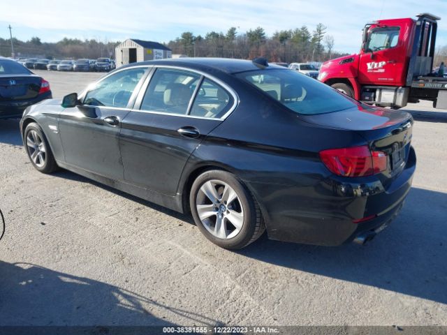 2012 BMW 528I WBAXH5C59CDW10520 Photo 2