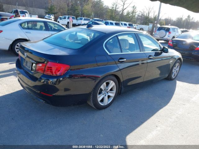 2012 BMW 528I WBAXH5C59CDW10520 Photo 3