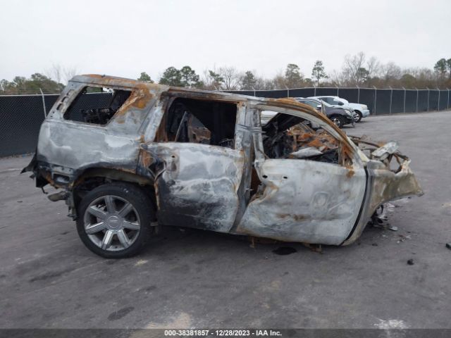 1GYS4CKJ3GR335919 Cadillac Escalade Premium Collection