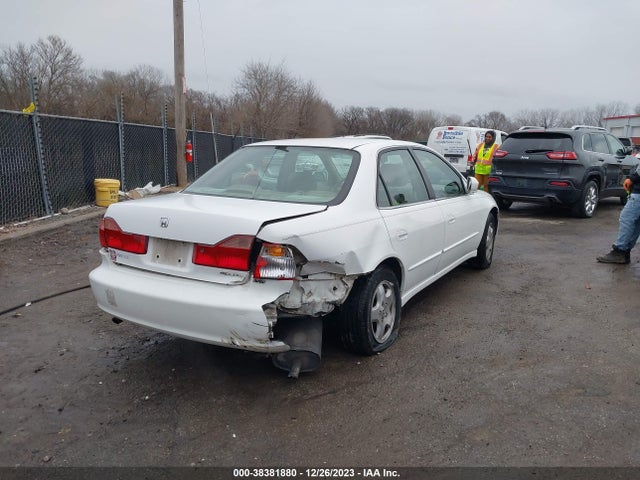 1999 HONDA ACCORD EX V6 VIN: 1HGCG1657XA065886