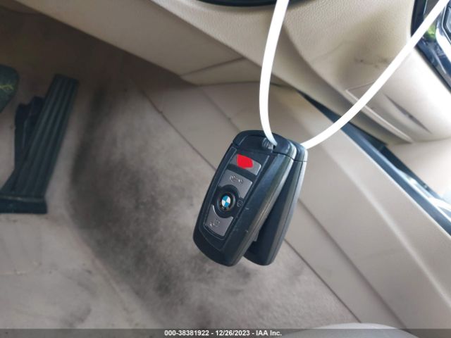 2016 BMW 3 SERIES WBA8E1G56GNT37231 Photo 10