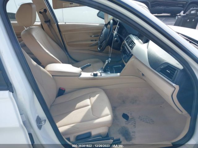 2016 BMW 3 SERIES WBA8E1G56GNT37231 Photo 4