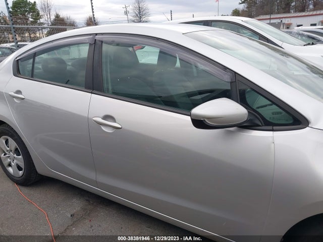 2017 KIA FORTE LX VIN: 3KPFK4A74HE126484