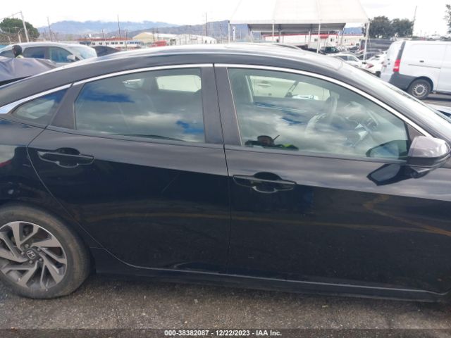 2HGFC2F76JH543594 Honda CIVIC EX
