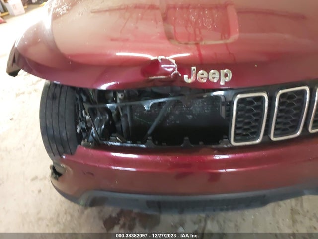 2018 JEEP GRAND CHEROKEE LAREDO E 4X4 VIN: 1C4RJFAG8JC147993