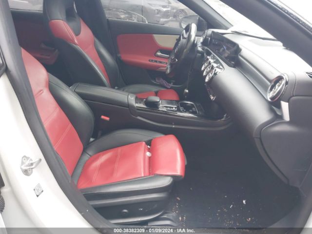 W1K5J4HB2MN192245 Mercedes-Benz CLA 250 4MATIC