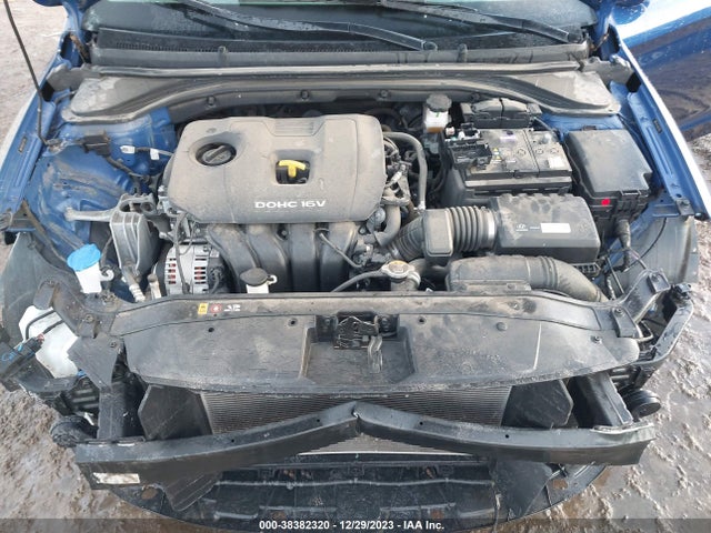 Hyundai ELANTRA SE 2018 5NPD74LF3JH277010 Image 10
