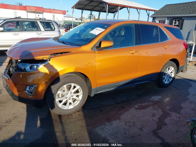Chevrolet EQUINOX LT 2018 2GNAXJEV8J6158242 Image 2