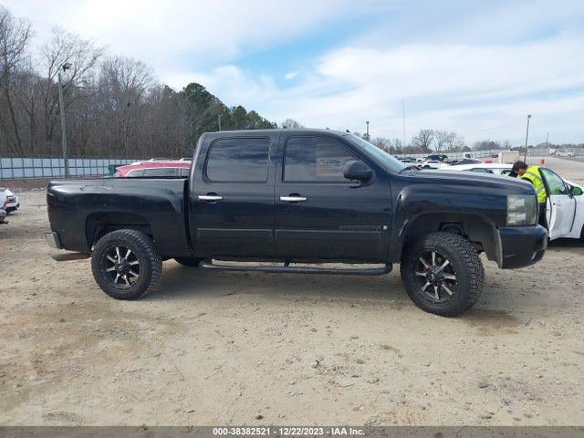 2007 CHEVROLET SILVERADO 1500 LT1 VIN: 3GCEC13J17G501489