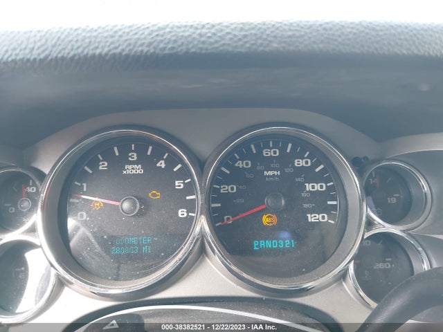 2007 CHEVROLET SILVERADO 1500 LT1 VIN: 3GCEC13J17G501489