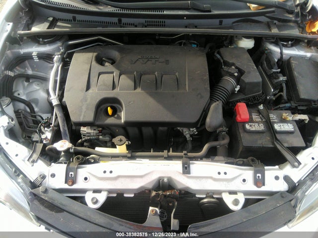 2018 TOYOTA COROLLA LE VIN: 5YFBURHEXJP747274
