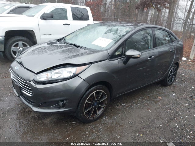 Ford FIESTA SE 2018 3FADP4BJ9JM140577 Image 2