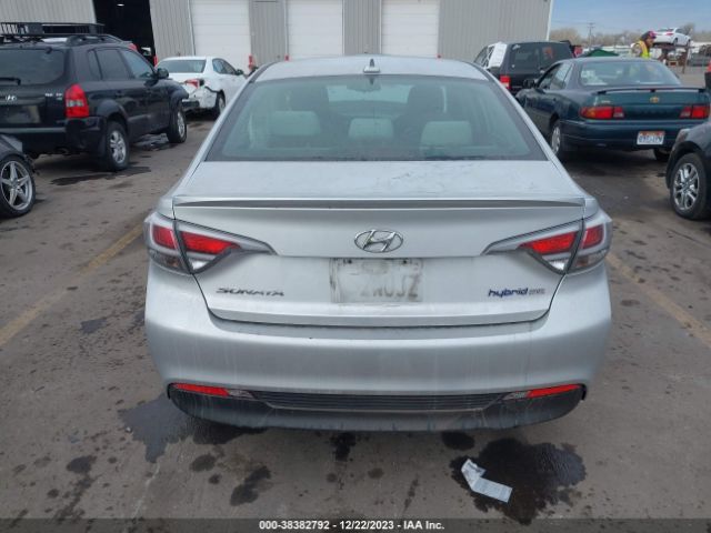 Hyundai Sonata Hybrid Se 2016 KMHE24L12GA033450 Image 17