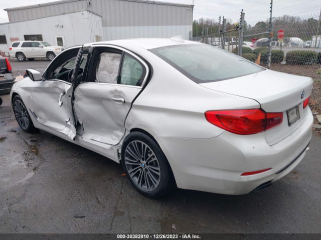 WBAJE5C50JWA94941 BMW 540I