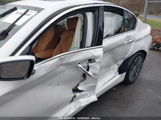 WBAJE5C50JWA94941 BMW 540I