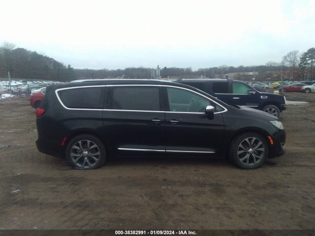 2017 CHRYSLER PACIFICA LIMITED VIN: 2C4RC1GG6HR679247