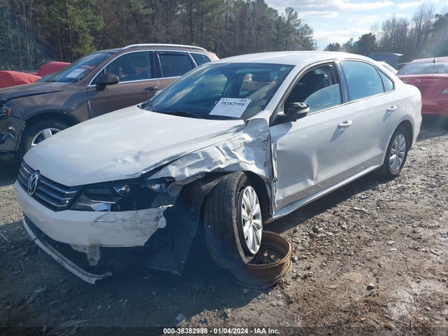 Volkswagen Passat 2.5l Wolfsburg Edition 2014 1VWAP7A38EC002325 Image 2
