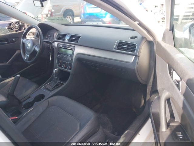 Volkswagen Passat 2.5l Wolfsburg Edition 2014 1VWAP7A38EC002325 Image 5
