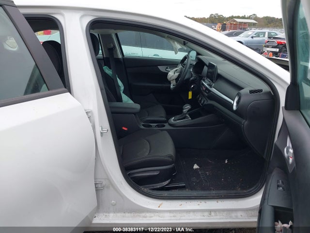 KIA FORTE LX 2023 3KPF24AD5PE654782 Image 5