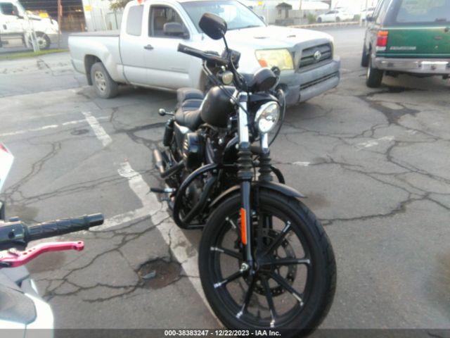 2022 HARLEY-DAVIDSON XL883 1HD4LE225NB410971