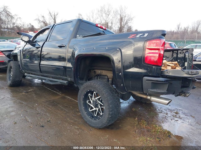 Chevrolet Silverado 1500 2lt 2018 3GCUKREC7JG447098 Image 3