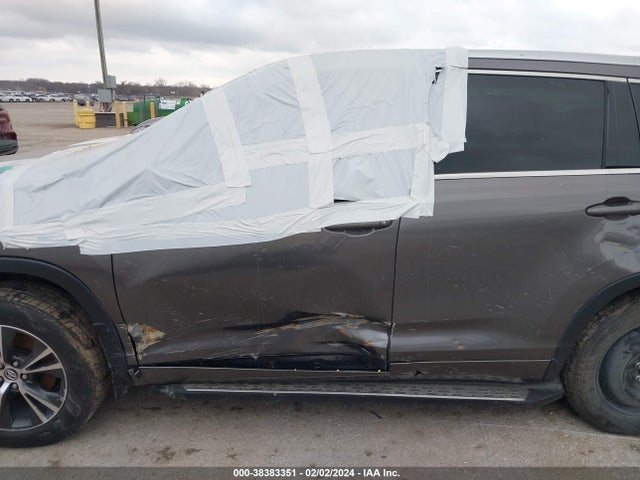 Toyota Highlander Xle V6 2016 5TDKKRFH9GS177223 Image 15