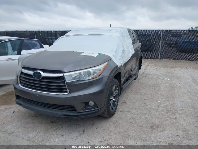 Toyota Highlander Xle V6 2016 5TDKKRFH9GS177223 Image 2