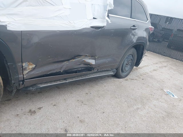 Toyota Highlander Xle V6 2016 5TDKKRFH9GS177223 Image 6
