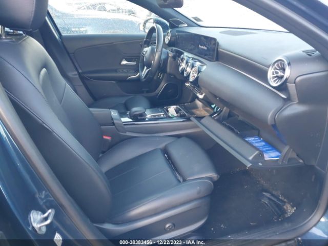 W1K3G4FB6MJ283146 Mercedes-Benz A 220 4matic