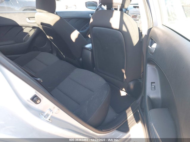 KIA FORTE LX 2017 3KPFK4A71HE043594 Image 8