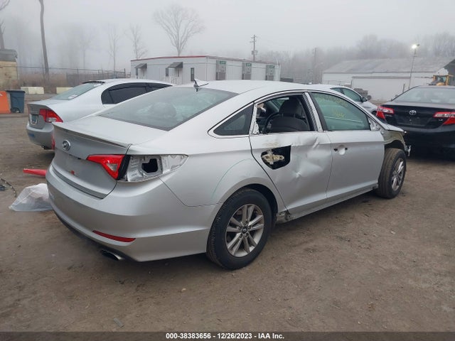2016 HYUNDAI SONATA SE VIN: 5NPE24AF2GH368218