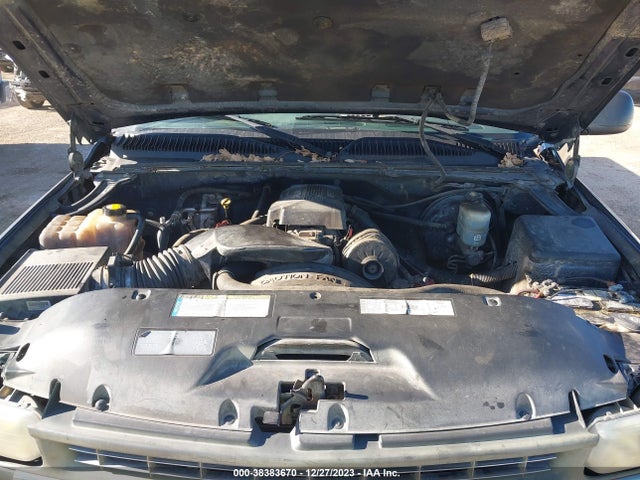 2000 CHEVROLET SILVERADO 1500 LS VIN: 2GCEC19TXY1404150