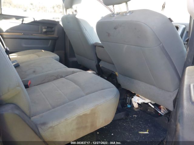 2017 RAM 1500 3C6RR7KT0HG774678 Photo 7