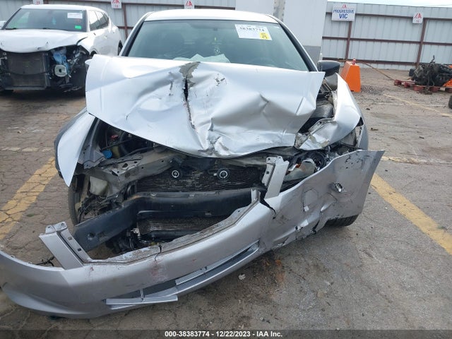 2010 HONDA ACCORD 2.4 LX VIN: 1HGCP2F32AA145771