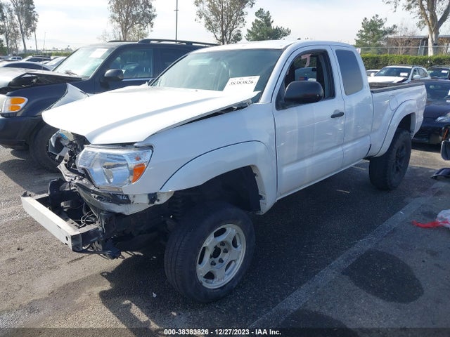 Toyota Tacoma Prerunner 2015 5TFTX4GN8FX045236 Image 2