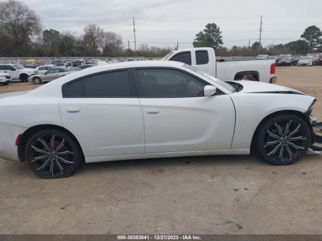 2C3CDXHG4JH128609 Dodge Charger Sxt Plus Rwd