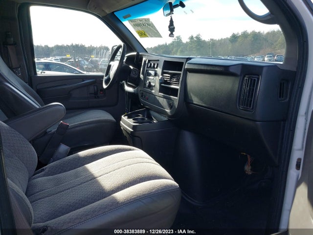 Chevrolet Express 2500 Work Van 2014 1GCWGGBA0E1123447 Image 5