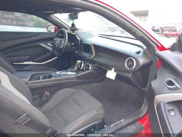 Chevrolet Camaro 1ls 2019 1G1FB1RXXK0136562 Image 5